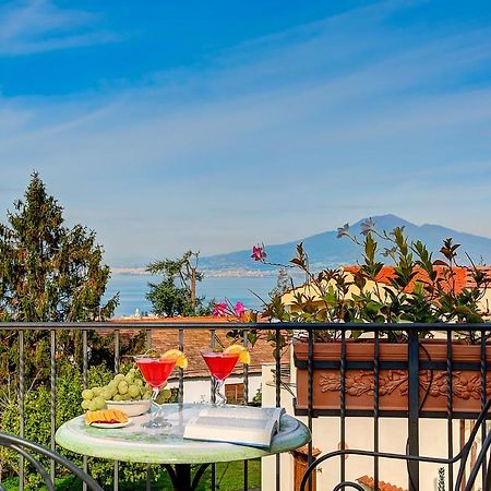 Casa Vacanze Villa Antonella By Gocce Vico Equense Kültér fotó